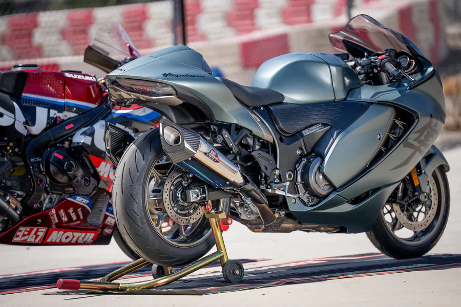 Yoshimura R-11SQ-R Dual Stainless Slip-On Exhaust for Suzuki Hayabusa Gen3